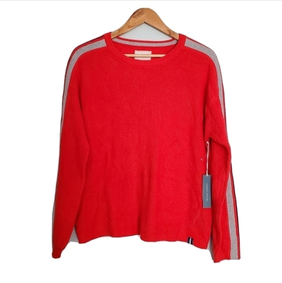 NWT COURT & ROWE Red Crew Neck Sweater - Picture 2 of 5